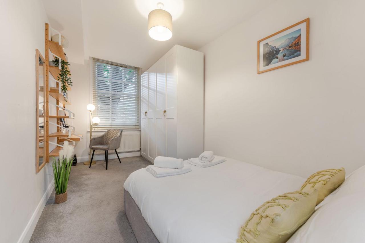 Three-Bedroom Bliss In London Town Exteriér fotografie